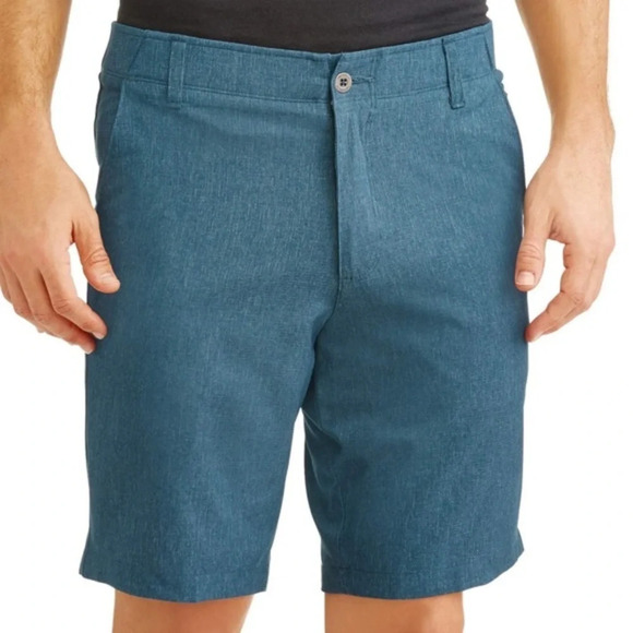 Men’s Swiss tech golf or active shorts size 44 in excellent condition​ - Picture 1 of 4